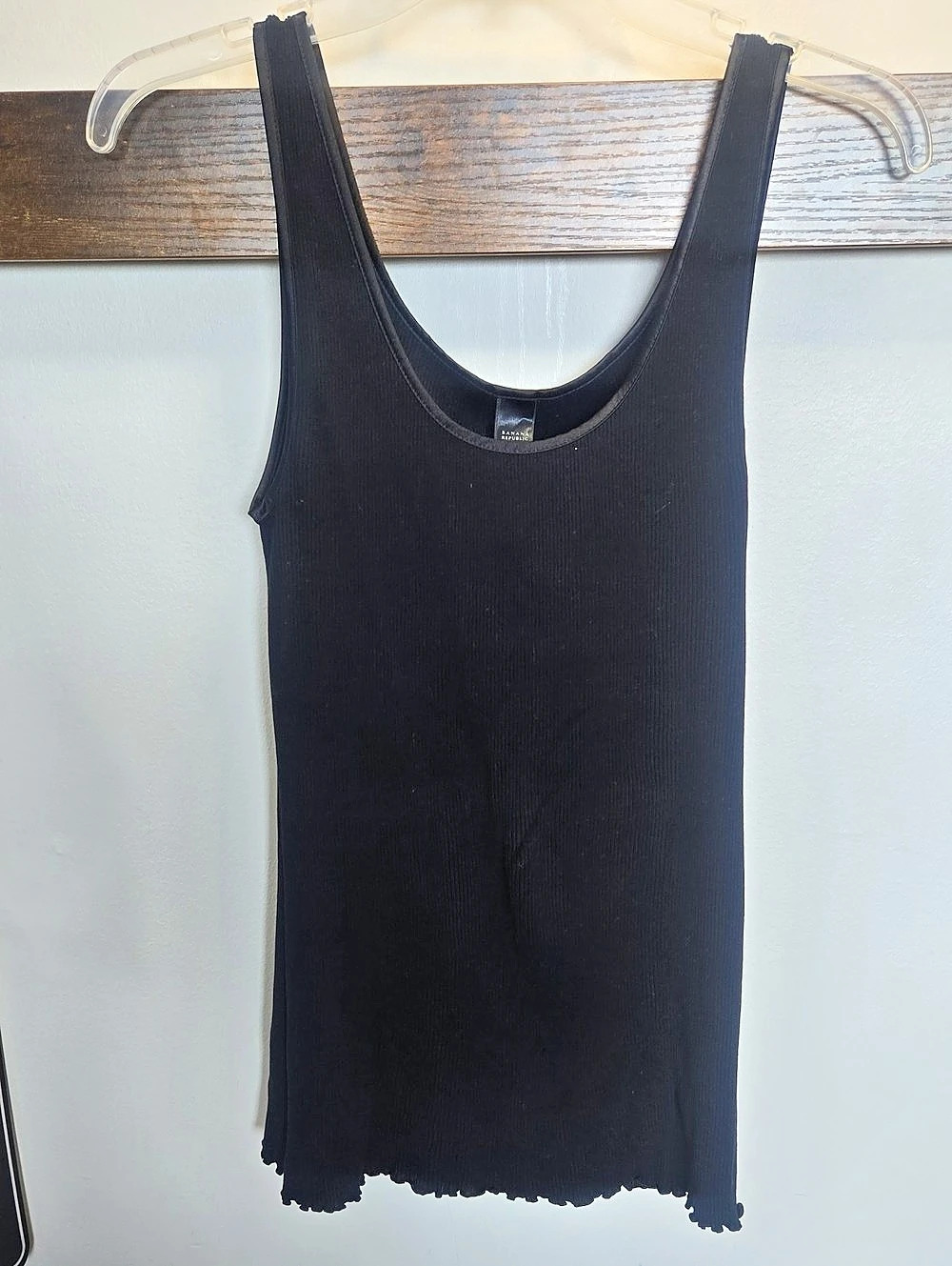 Banana Republic Black Ribbed Tank Top Size Large